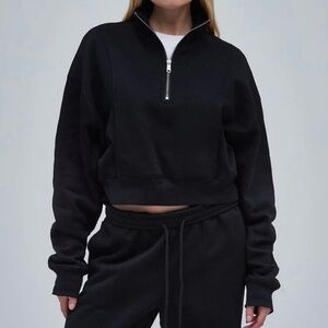 Thirty Years Ty Range 1/4 zip sweatshirt with pockets